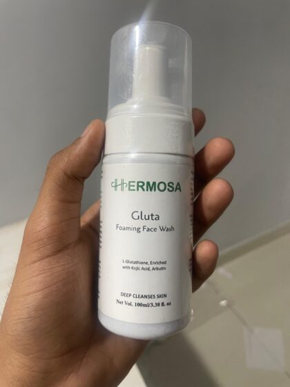 Hermosa Gluta Foaming Face Wash | Deep Cleansing Brightening Formula | 100ml